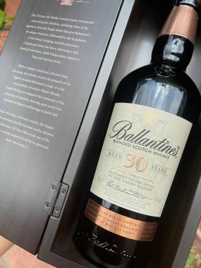Ballantine's 30 Năm
