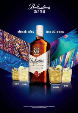 Rượu Whisky Ballantine's Finest - Hộp Quà Tết 2025