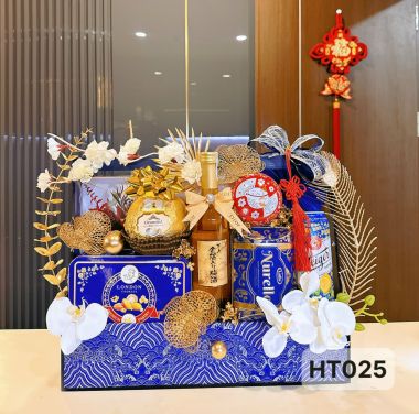 GIỎ QUÀ TẾT BÁNH KEỌ NHẬP 2025 bk25-10-RƯỢU NGOẠI SG