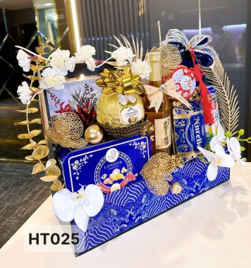 GIỎ QUÀ TẾT BÁNH KEỌ NHẬP 2025 bk25-10-RƯỢU NGOẠI SG