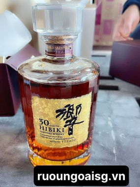Hibiki 30 Năm