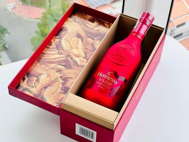 Hennessy VSOP Deluxe Tết 2024