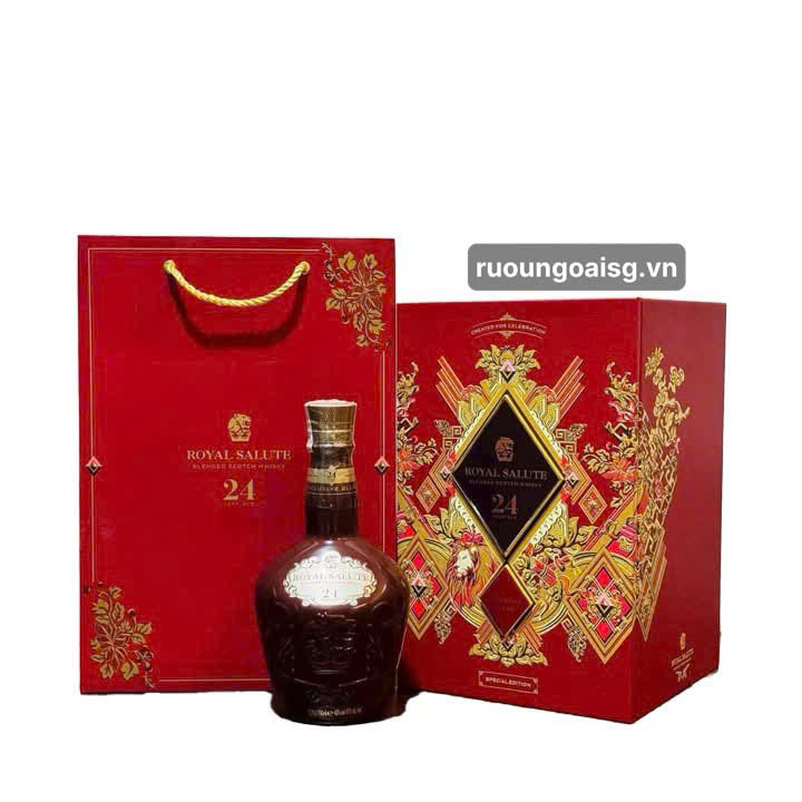 Chivas 24 Năm - Hộp Quà Tết 2026