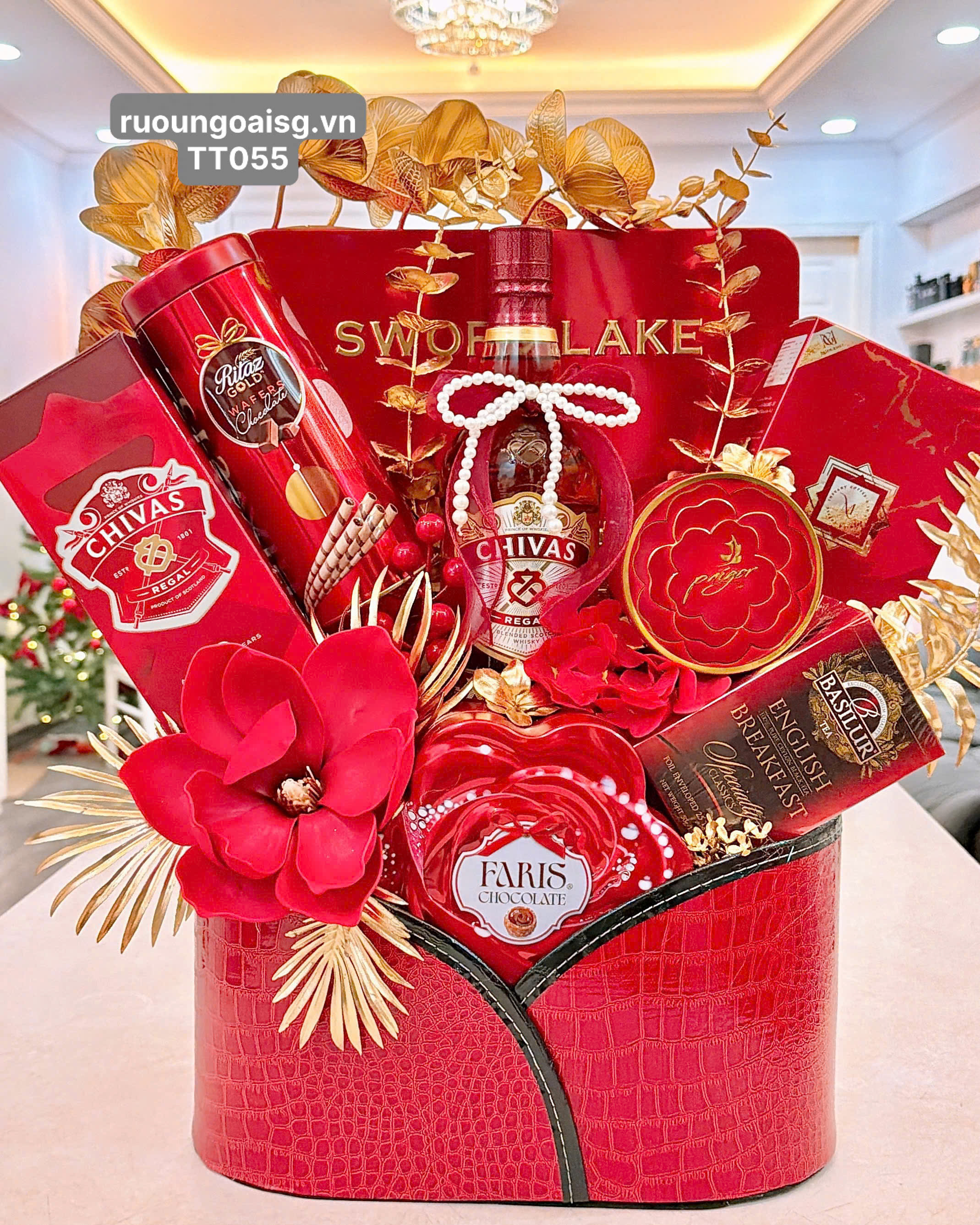 GIỎ QUÀ TẾT BÁNH KẸO NHẬP 2026 - TT055 - RƯỢU NGOẠI SG