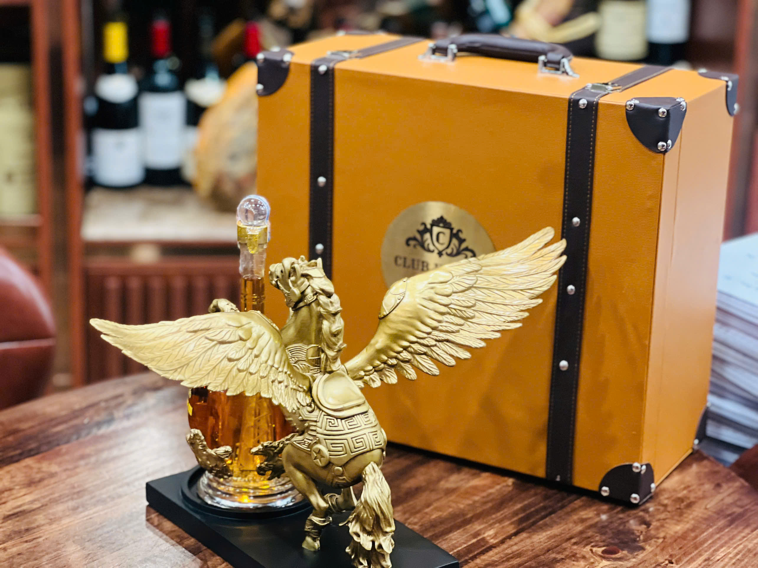 Rượu Ngựa Thần Pegasus Pháp 550ml