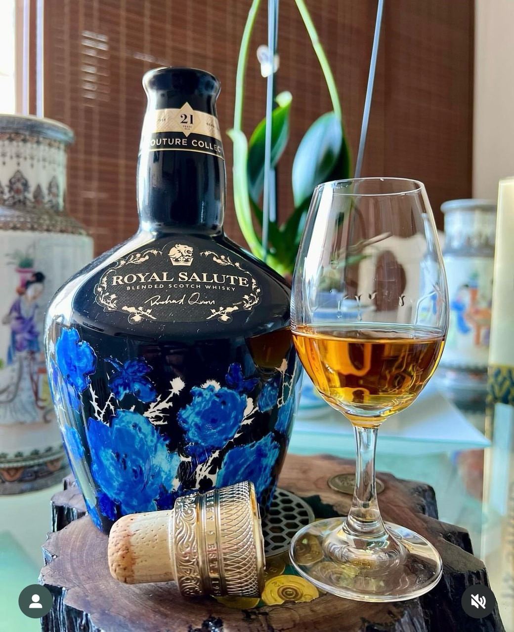 ROYAL SALUTE 21 NĂM BLACK - RICHARD QUINN