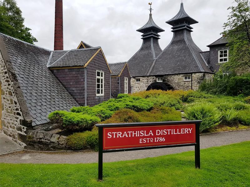 XUẤT XỨ RƯỢU CHIVAS REGAL