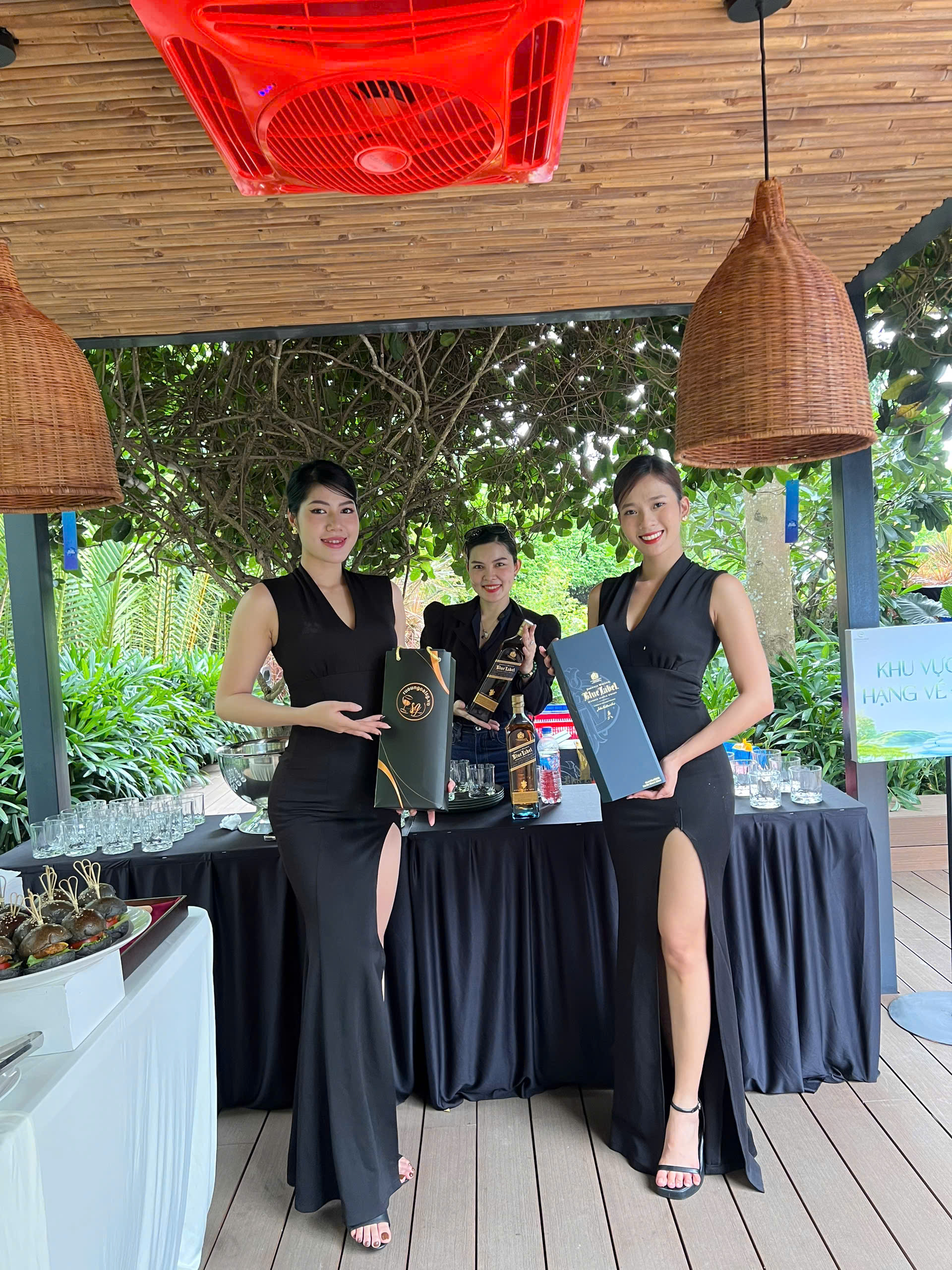 Ruoungoaisg.vn phục vụ show 'Về nhà' của nhạc sĩ Việt Anh tại Eco Village