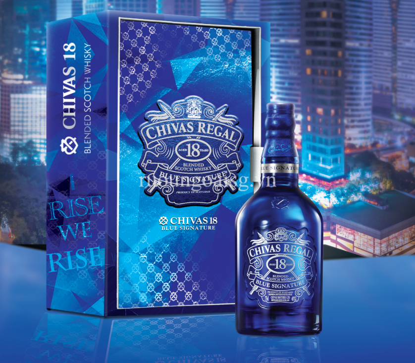 CHIVAS 18 NĂM BLUE - HỘP QUÀ TẾT 2023