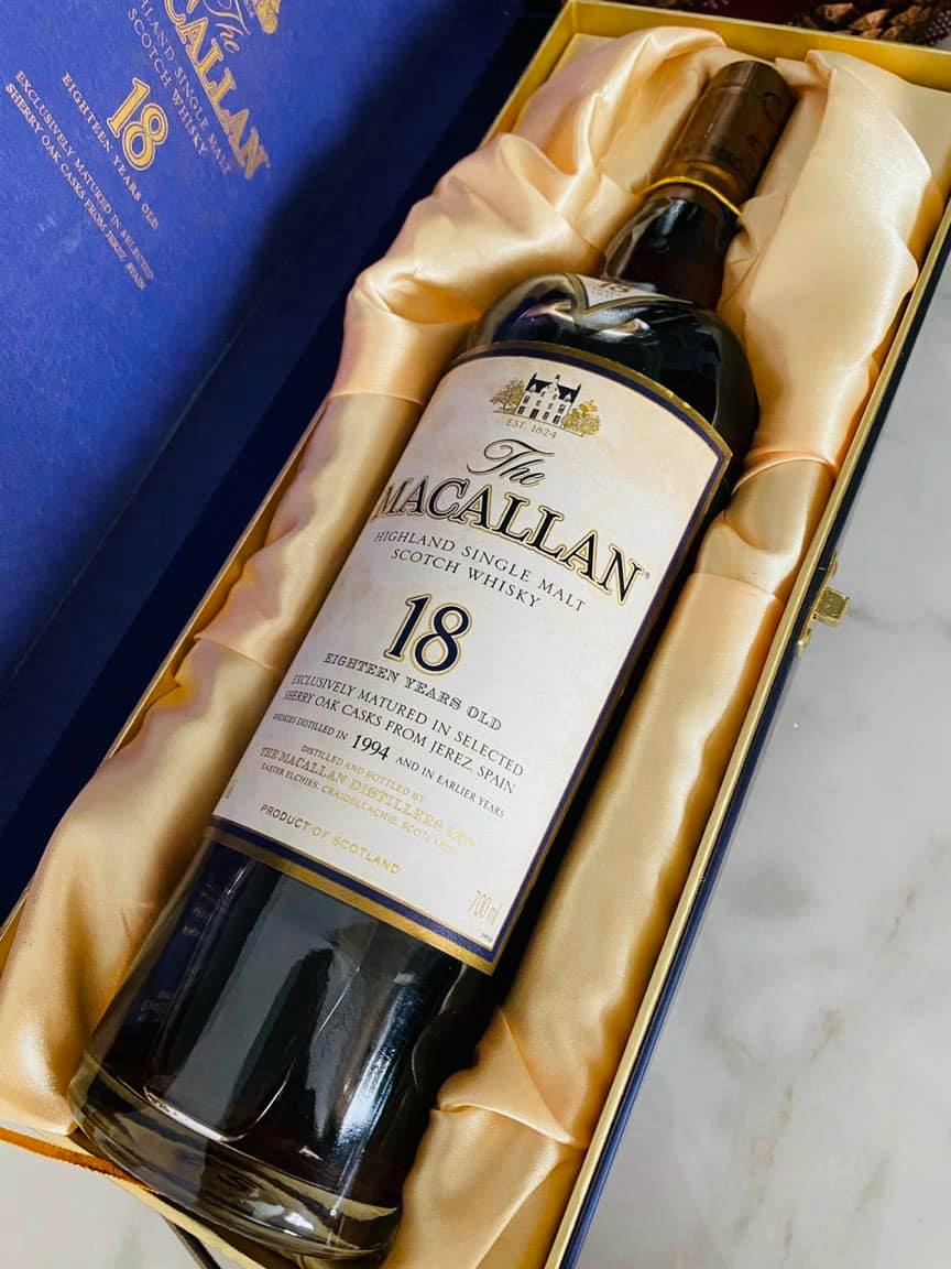 Rượu Macallan 18 Sherry Oak 1994