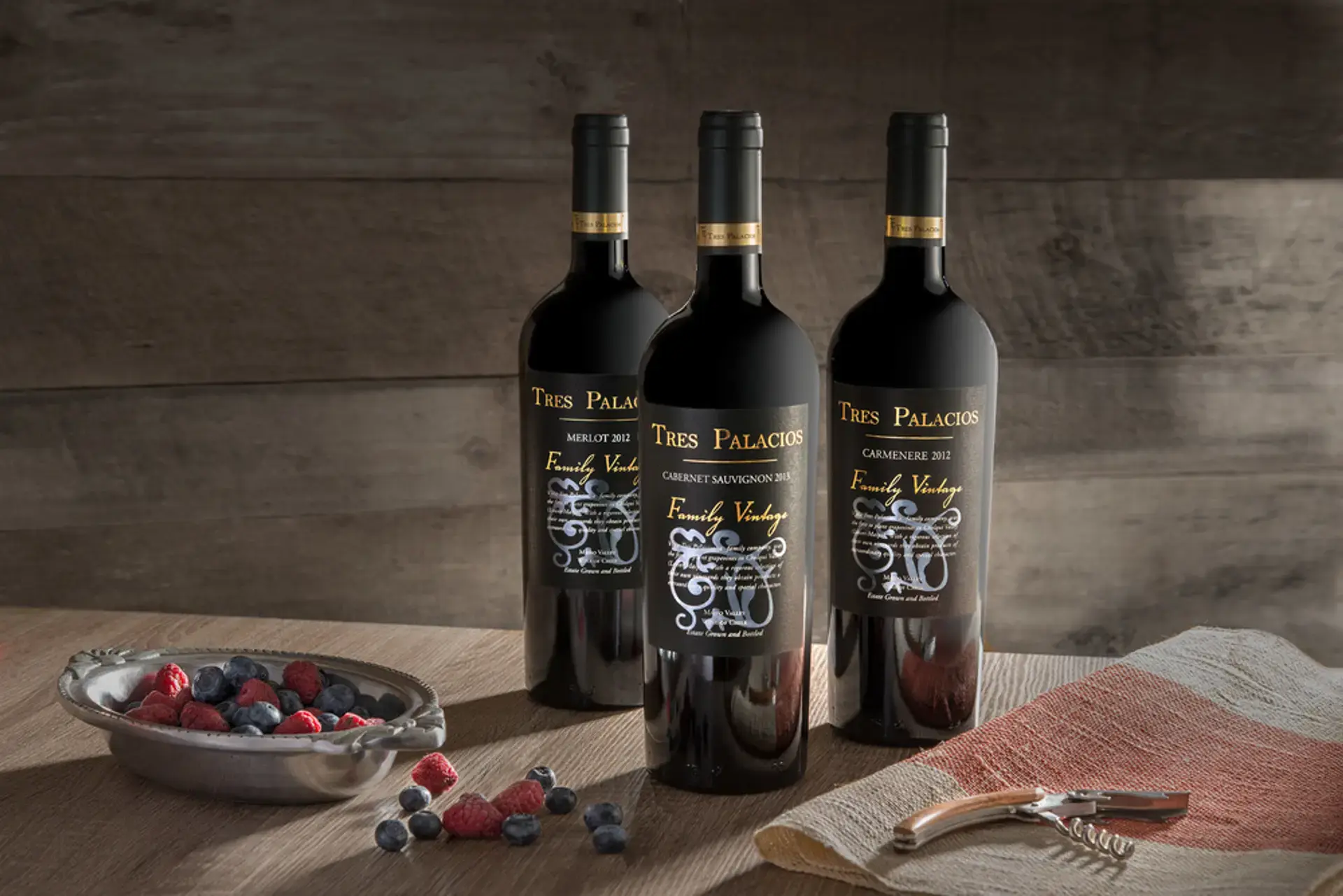 Rượu Vang Đỏ Chile TRES PALACIOS FAMILY VINTAGE CABERNET SAUVIGNON